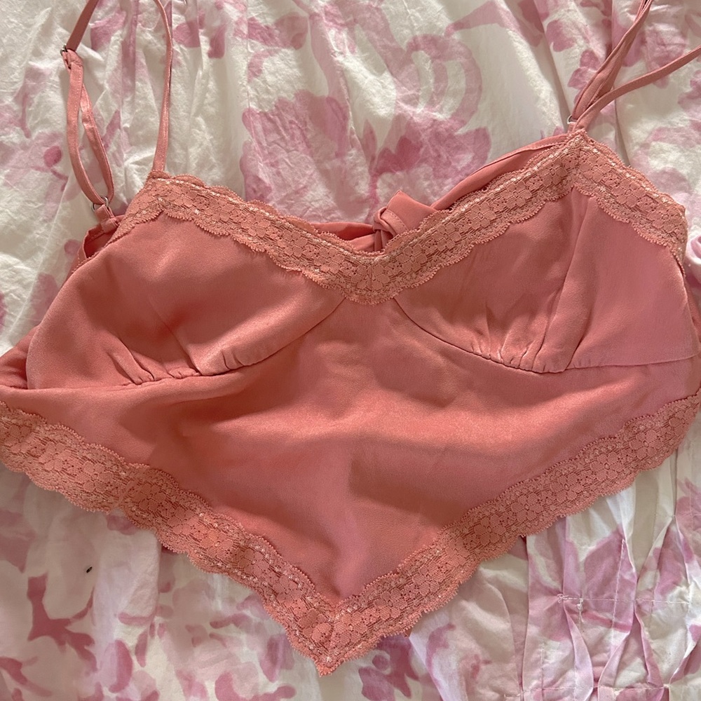 Tie up bandana lace crop top